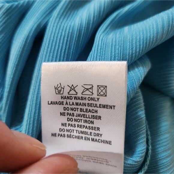 Retrofete Tova Dress in Aqua Blue Size Large NWT Metallic Sleeveless V Neck - Picture 14 of 14